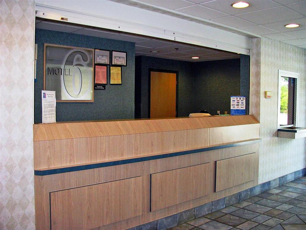 Baymont By Wyndham Athens, Tn Hotel Amenities photo